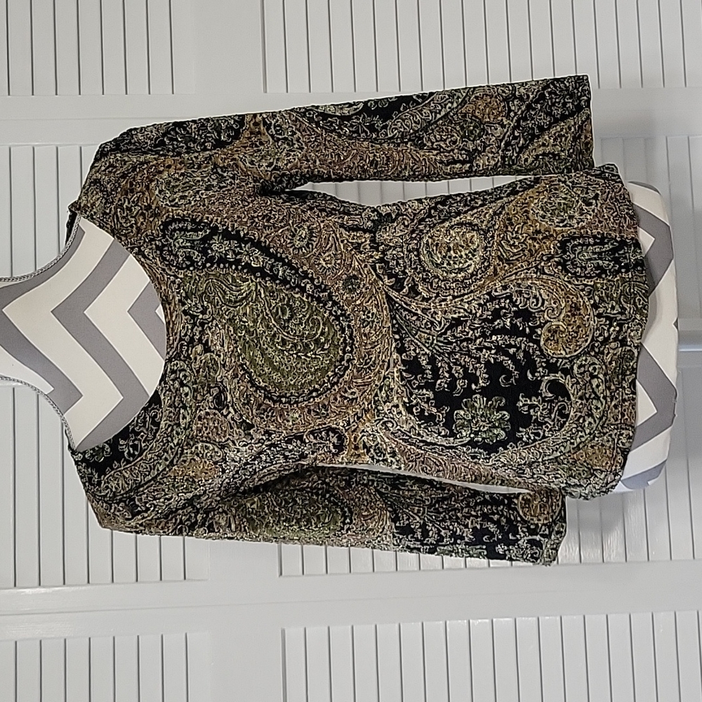 Vintage Susan Lawrence Petite Large paisley green,gold, black shirt